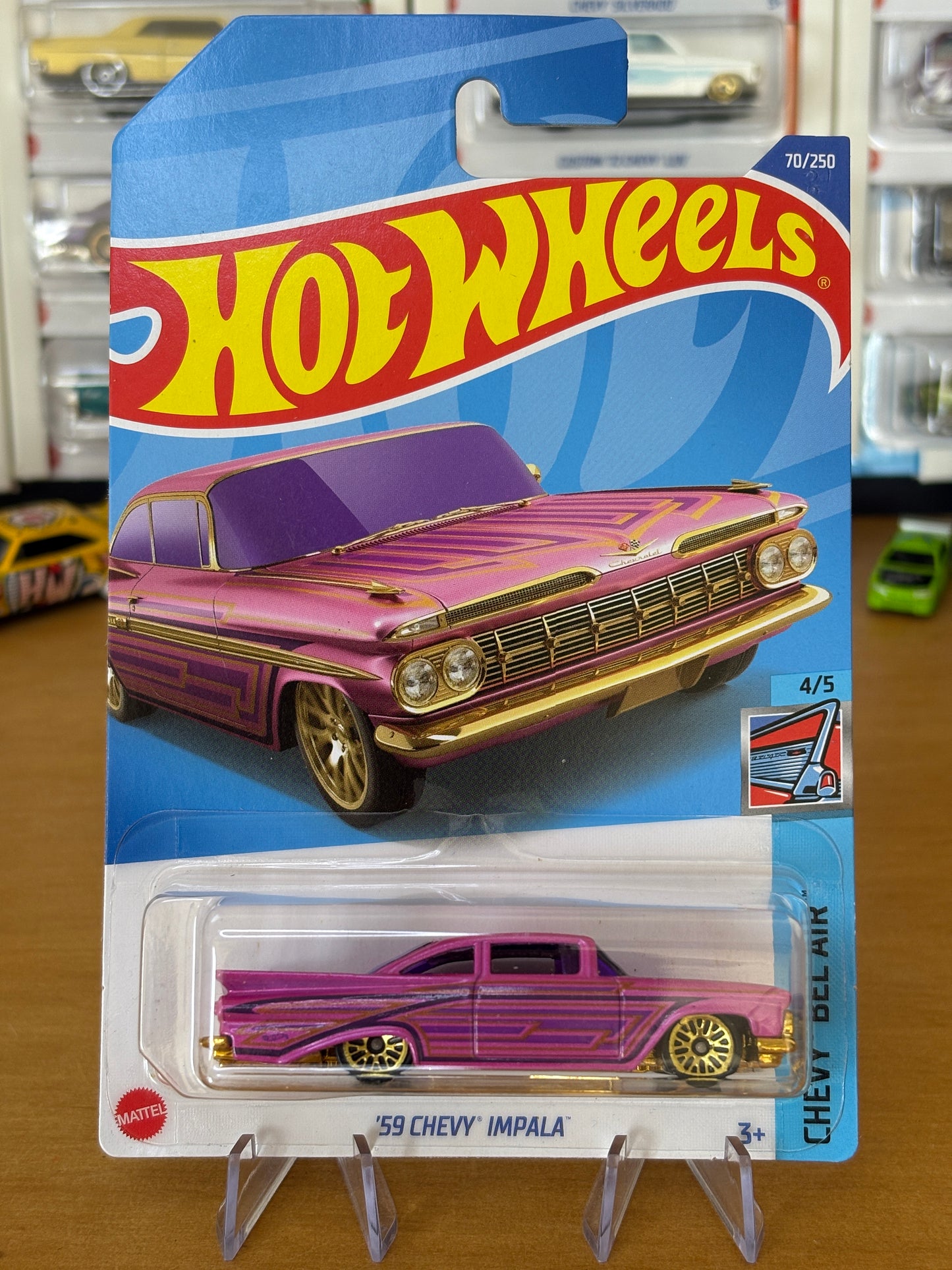 Hot Wheels Mainline / '59 Chevy Impala / 2021 Chevy Bel Air 4/5