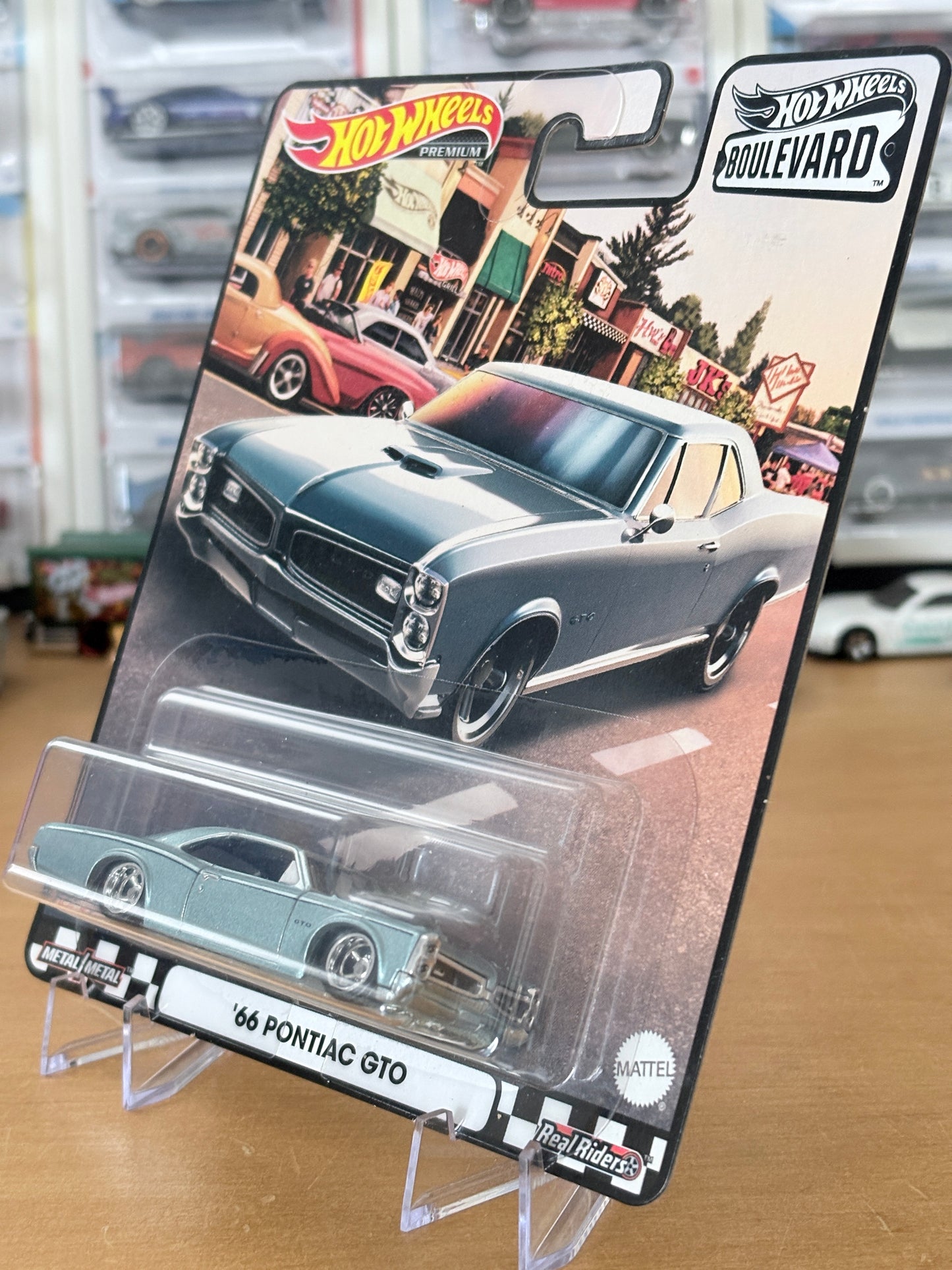 Hot Wheels '66 Pontiac GTO Boulevard #32 Premium Diecast