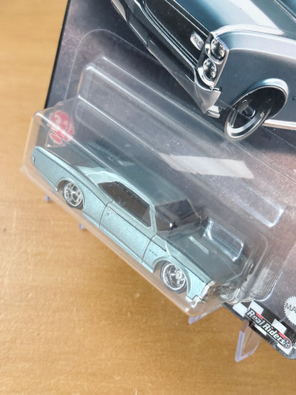 Hot Wheels '66 Pontiac GTO Boulevard #32 Premium Diecast