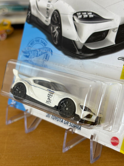 Hot Wheels Mainline / '20 Toyota GR Supra / 2021 HW Speed Graphics 5/10