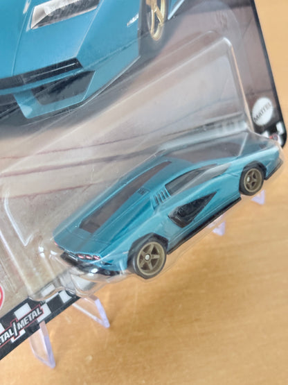 Hot Wheels Custom Lamborghini Countach LPI 800-4 Boulevard #100 Premium Diecast