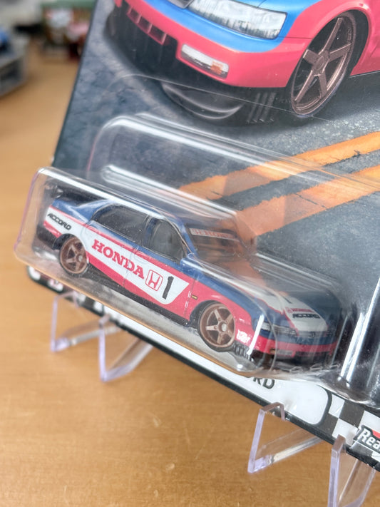 Hot Wheels '96 Honda Accord Boulevard #88 Premium Diecast