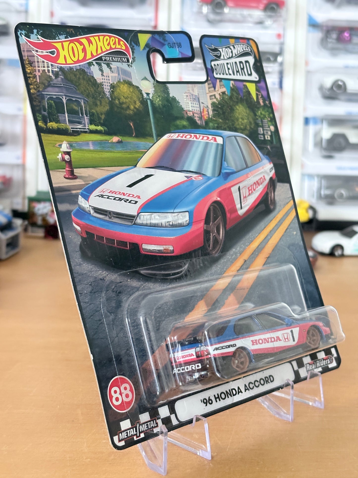 Hot Wheels '96 Honda Accord Boulevard #88 Premium Diecast