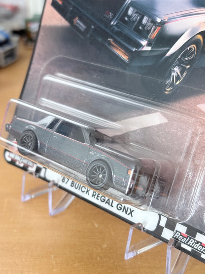 Hot Wheels '87 Buick Regal GNX Boulevard #30 Premium Diecast