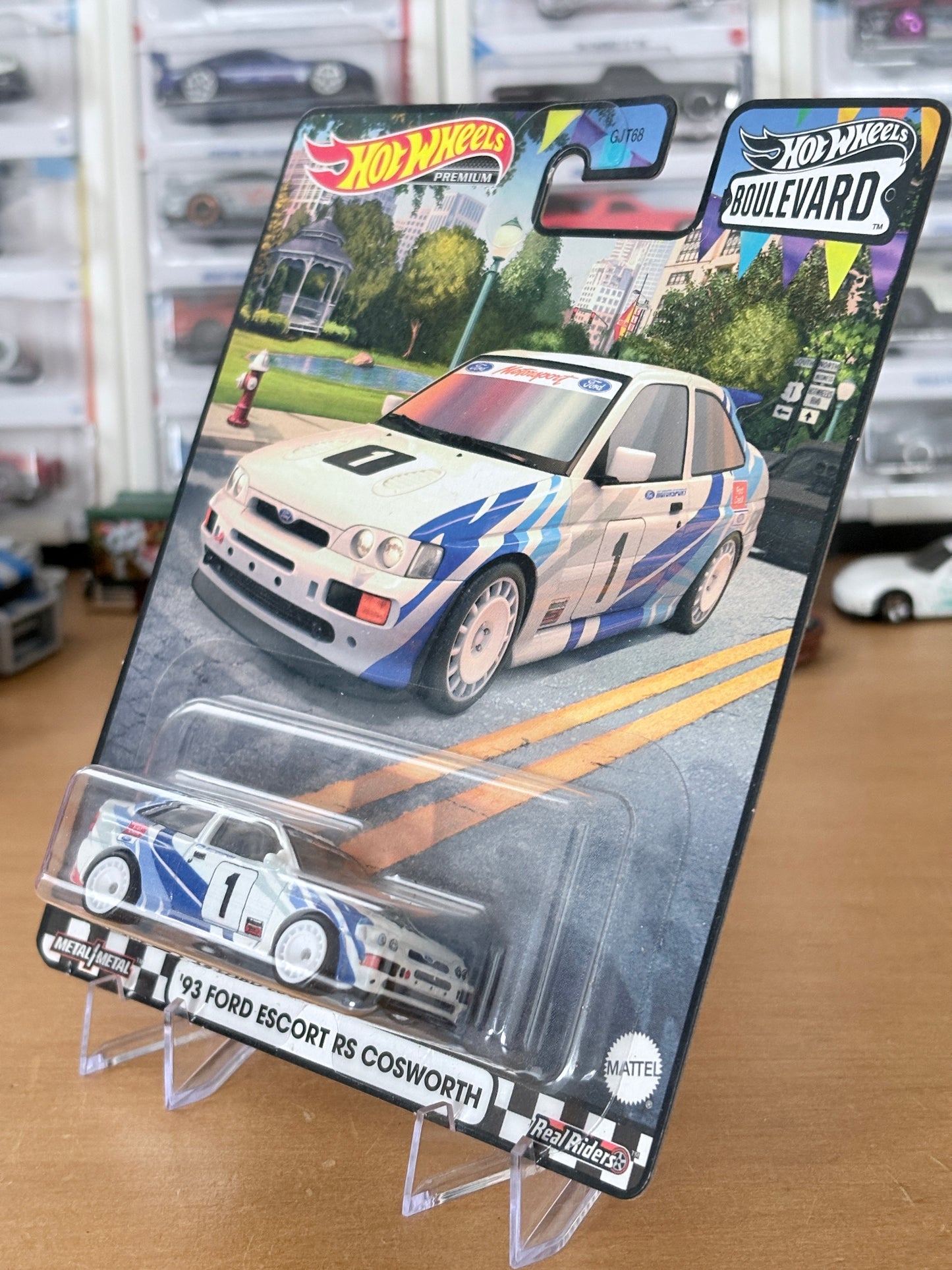 Hot Wheels '93 Ford Escort RS Cosworth Boulevard #71 Premium Diecast