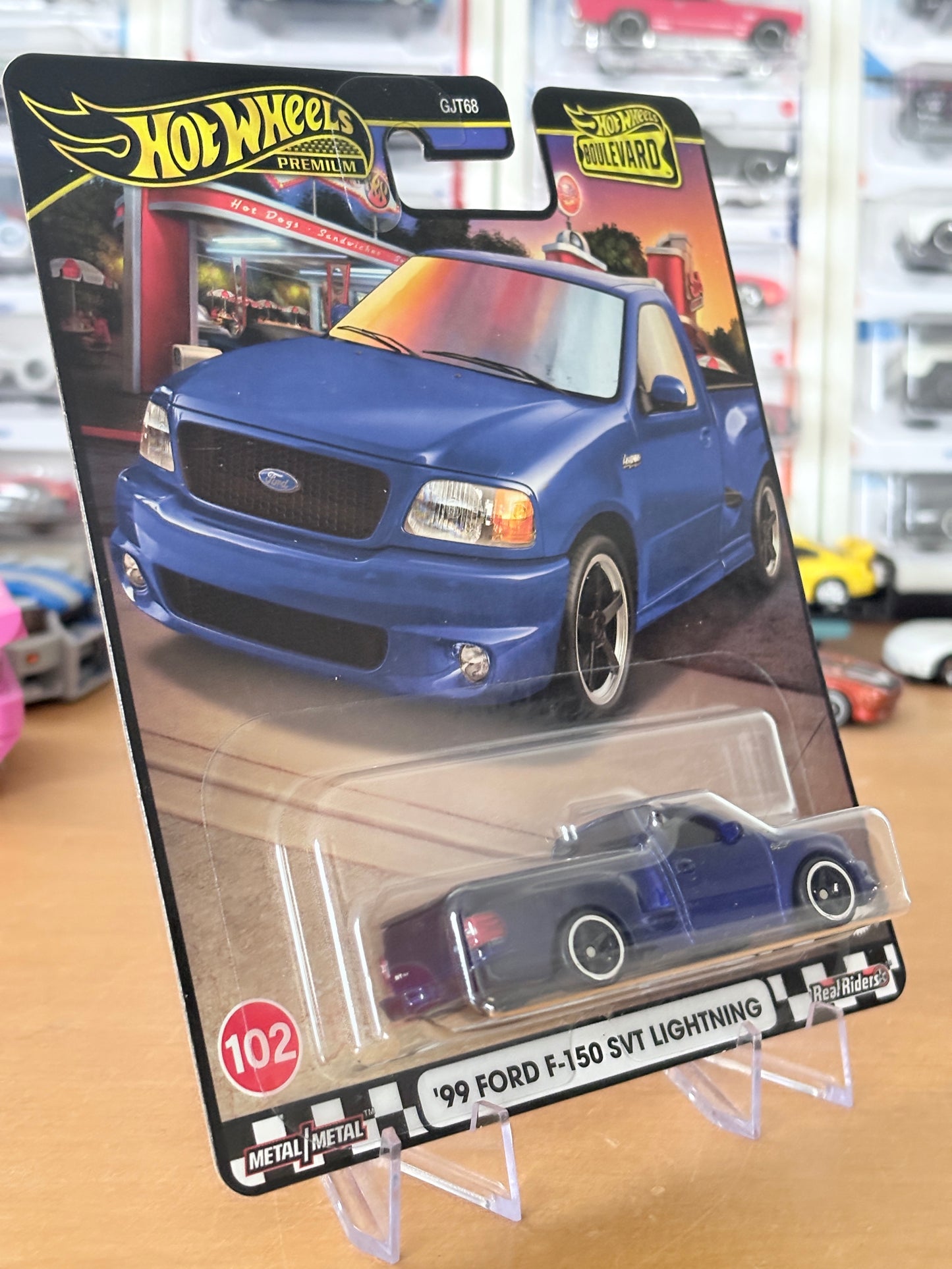 Hot Wheels '99 Ford F-150 SVT Lightning Boulevard #102 Premium Diecast