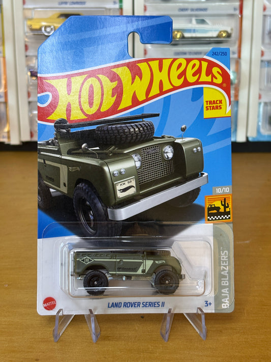 Hot Wheels Mainline / Land Rover Series II / 2024 Baja Blazers