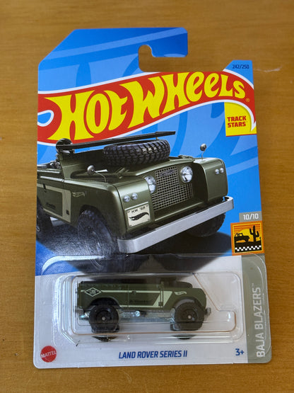 Hot Wheels Mainline / Land Rover Series II / 2024 Baja Blazers