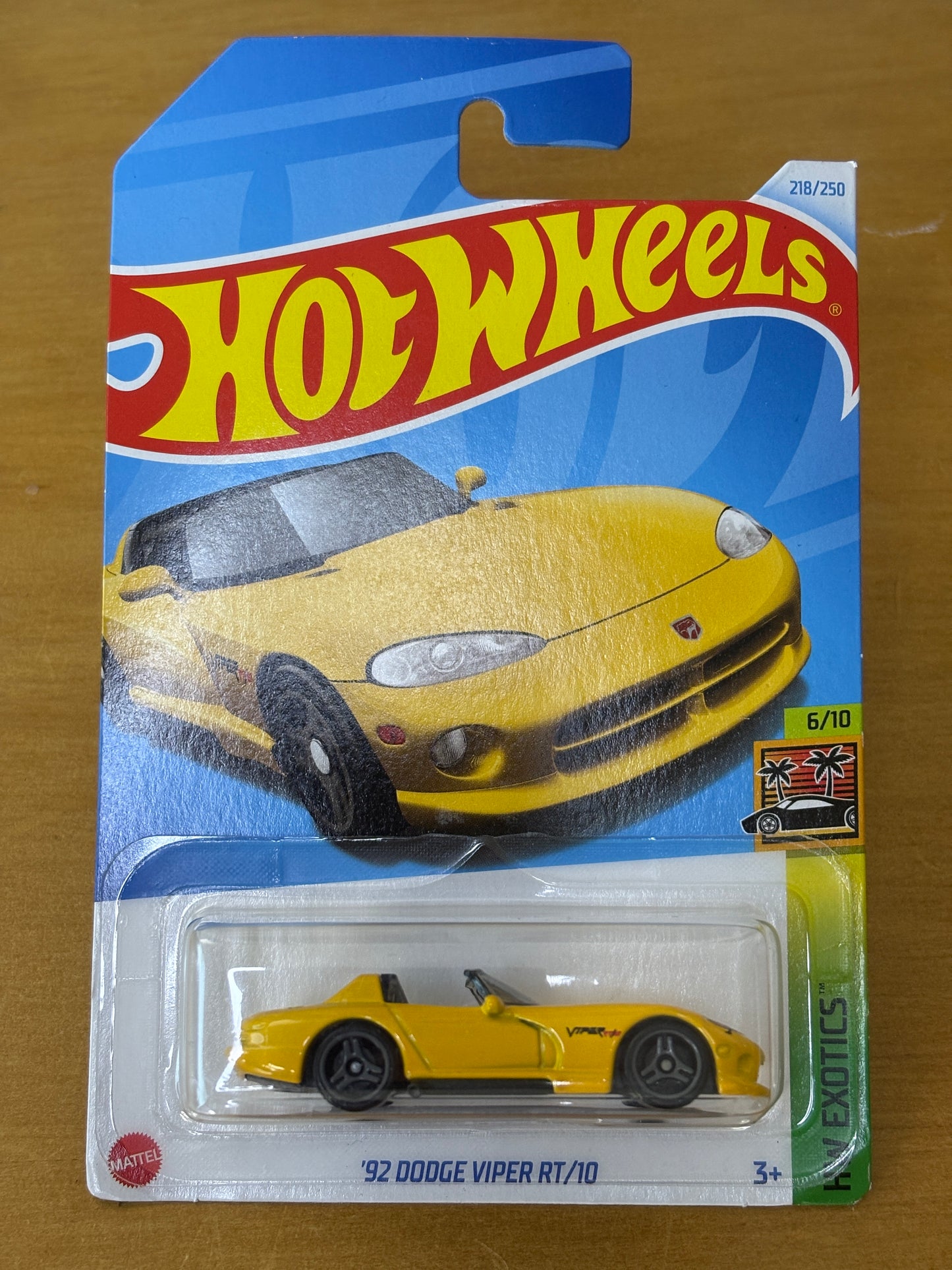 Hot Wheels Mainline / '92 Dodge Viper RT/10 / 2024 HW Exotics 6/10