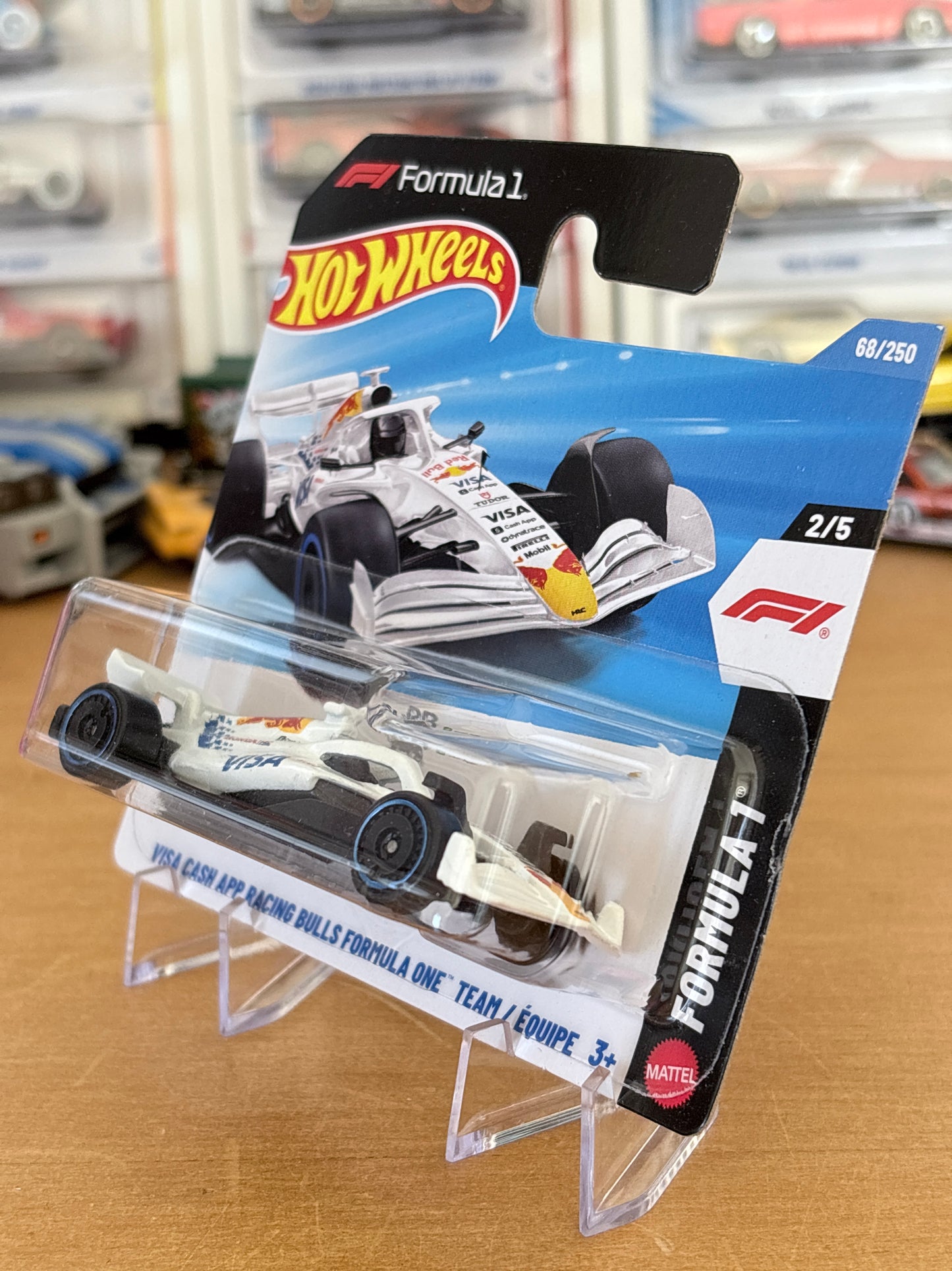 Hot Wheels Visa Cash App Racing Bulls Formula One | 2026 Formula 1 2/5