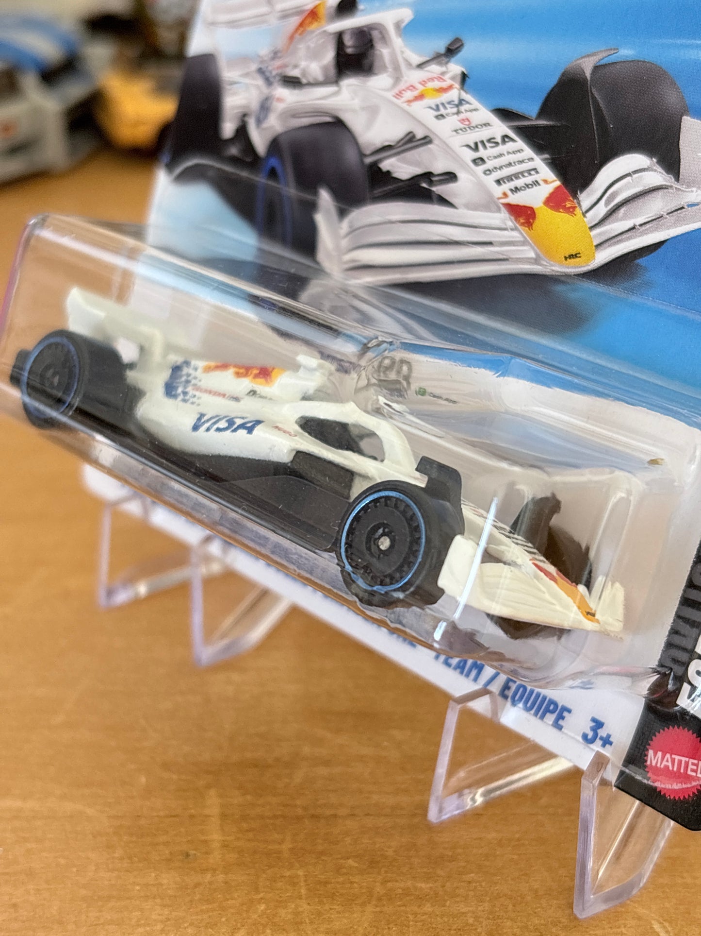 Hot Wheels Visa Cash App Racing Bulls Formula One | 2026 Formula 1 2/5