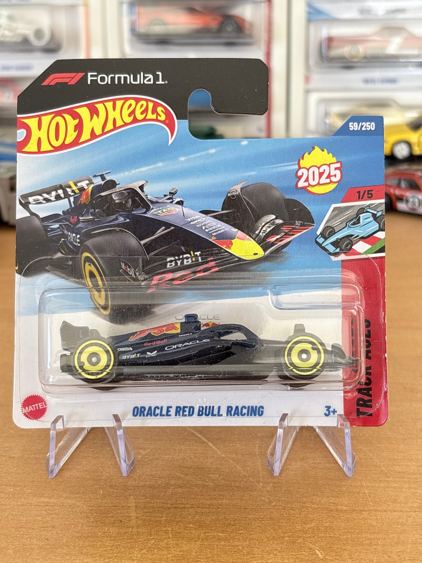 Hot Wheels F1 Oracle Red Bull Racing 2025 | HW Track Aces 1/5 Short Card