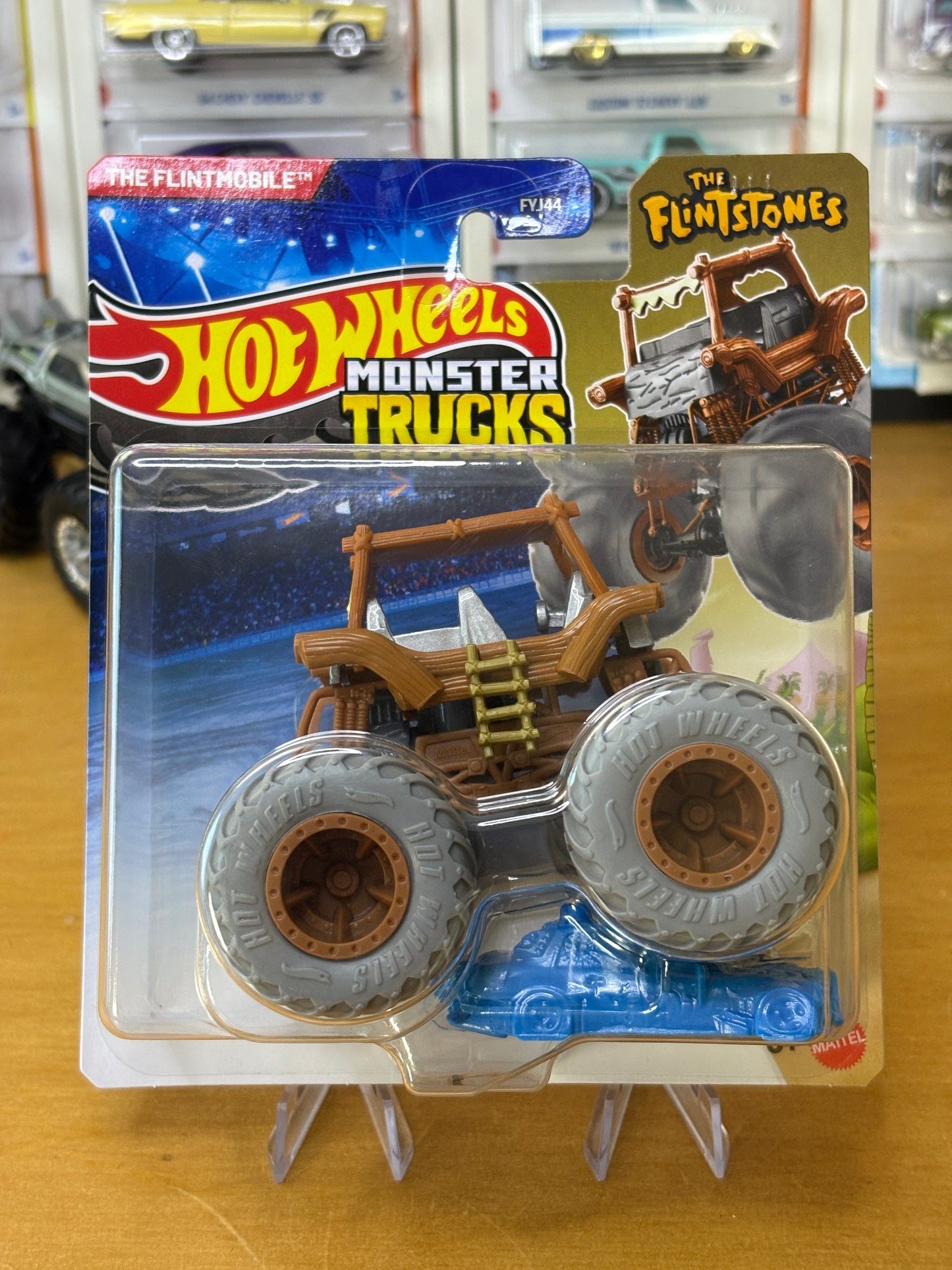 Hot Wheels Monster Trucks / The Flintmobile  / The Flintstones