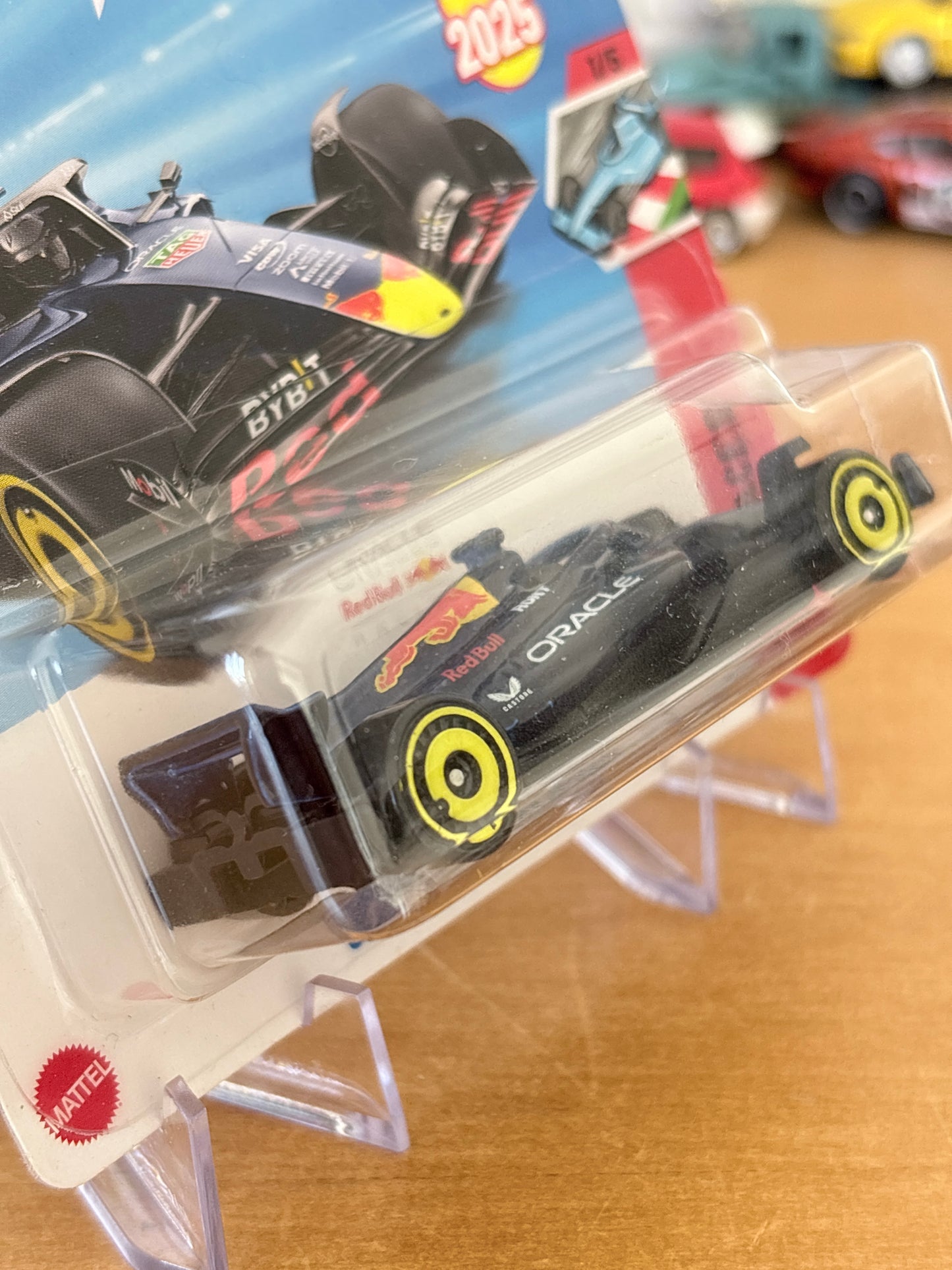 Hot Wheels F1 Oracle Red Bull Racing 2025 | HW Track Aces 1/5 Short Card
