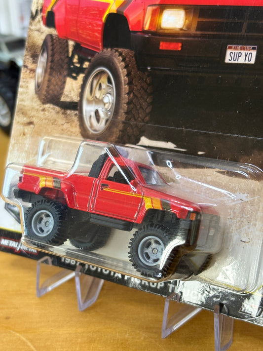 Hot Wheels Premium / 1987 Toyota Pickup Truck / 2024 HW Off Road Car Culture 1/5