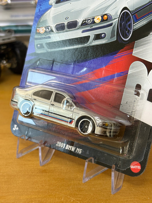 Hot Wheels Silver Series / 2001 BMW M5 / 2025 BMW 5/5