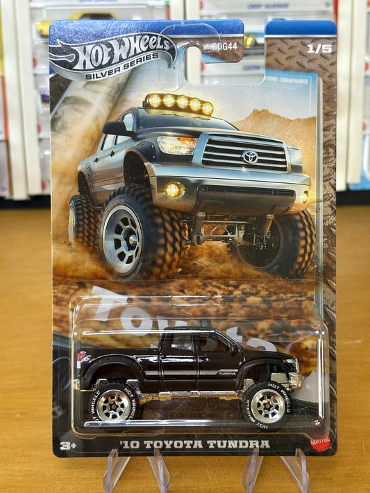 Hot Wheels Silver Series / '10 Toyota Tundra / 2025 Toyota 1/5