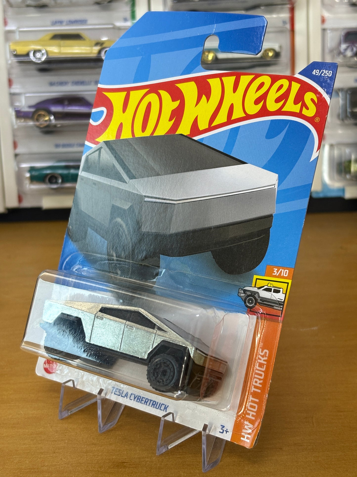 Hot Wheels Mainline / Tesla Cybertruck / 2024 HW Hot Trucks 3/10