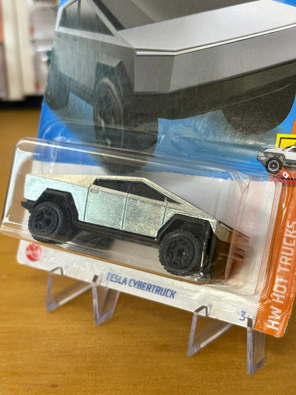 Hot Wheels Mainline / Tesla Cybertruck / 2024 HW Hot Trucks 3/10