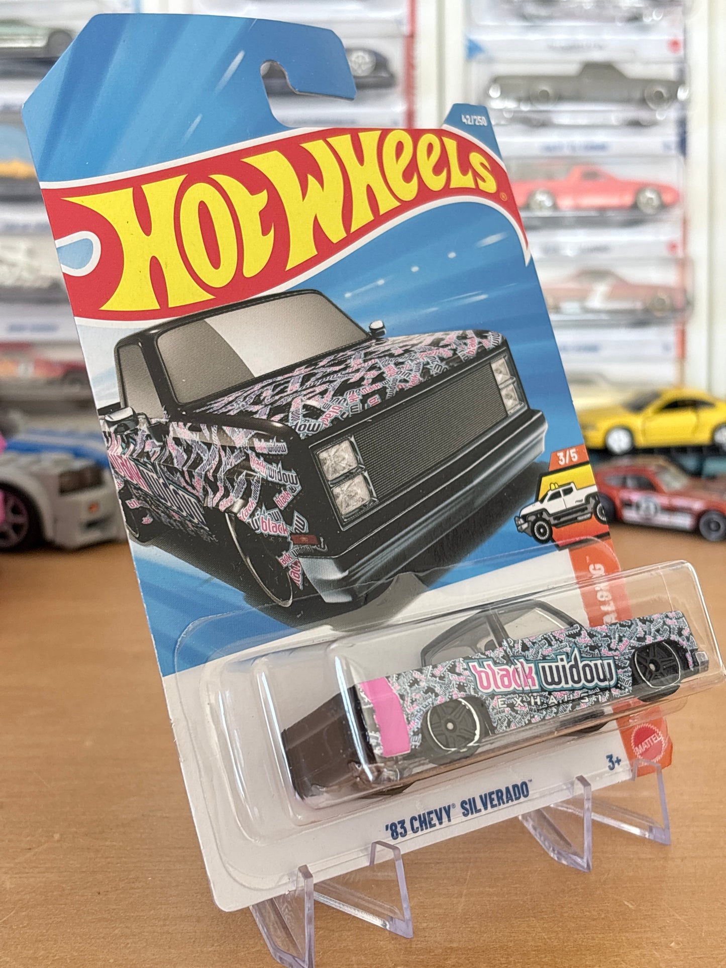 Hot Wheels '83 Chevy Silverado | 2026 Truckin Along 3/5
