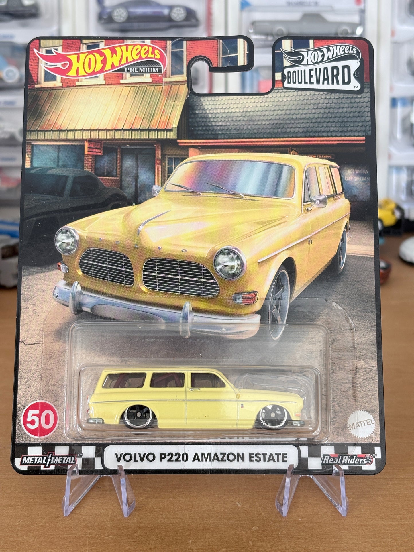 Hot Wheels Volvo P220 Amazon Estate Boulevard #50 Premium Diecast
