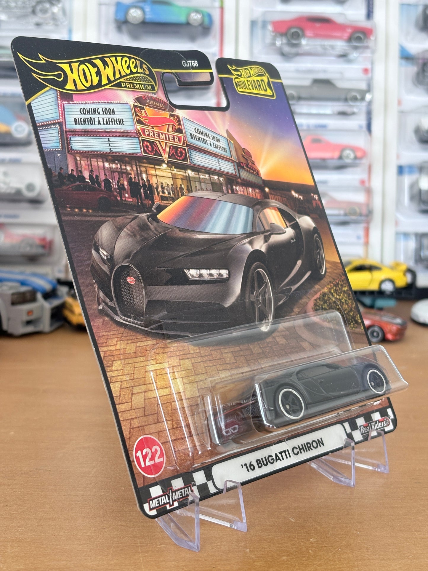 Hot Wheels '16 Bugatti Chiron Boulevard #122 Premium Diecast