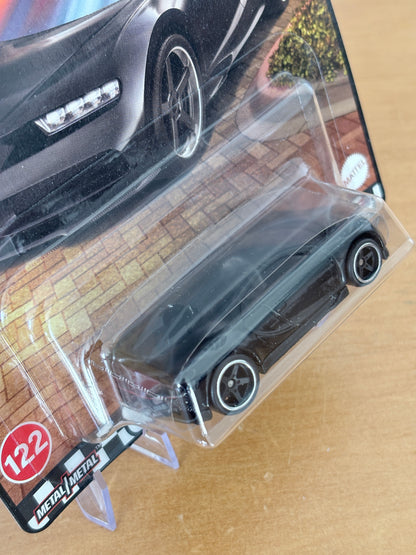 Hot Wheels '16 Bugatti Chiron Boulevard #122 Premium Diecast