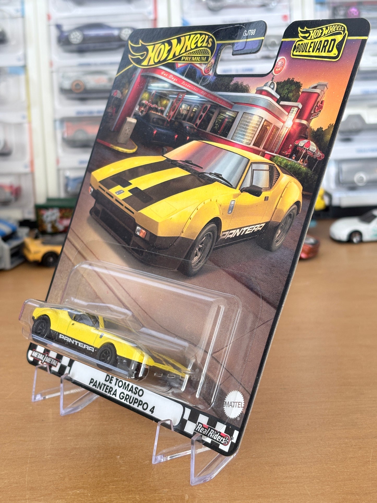 Hot Wheels De Tomaso Pantera Gruppo 4 Boulevard #110 Premium Diecast