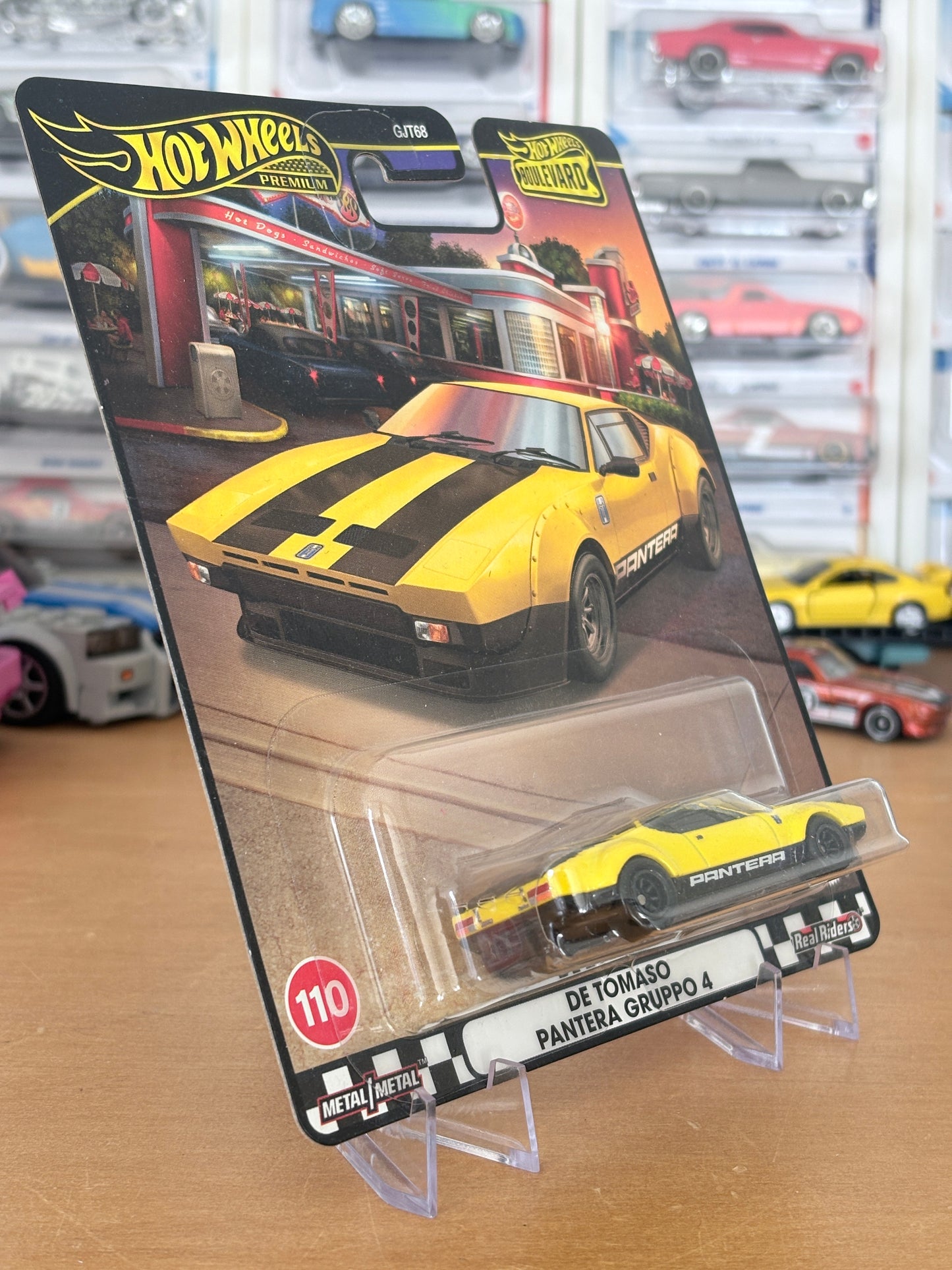Hot Wheels De Tomaso Pantera Gruppo 4 Boulevard #110 Premium Diecast