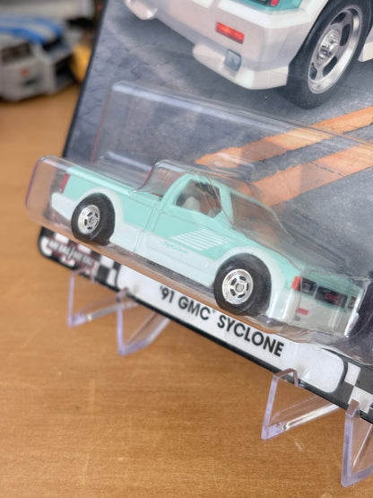 Hot Wheels '91 GMC Syclone Boulevard #80 Premium Diecast