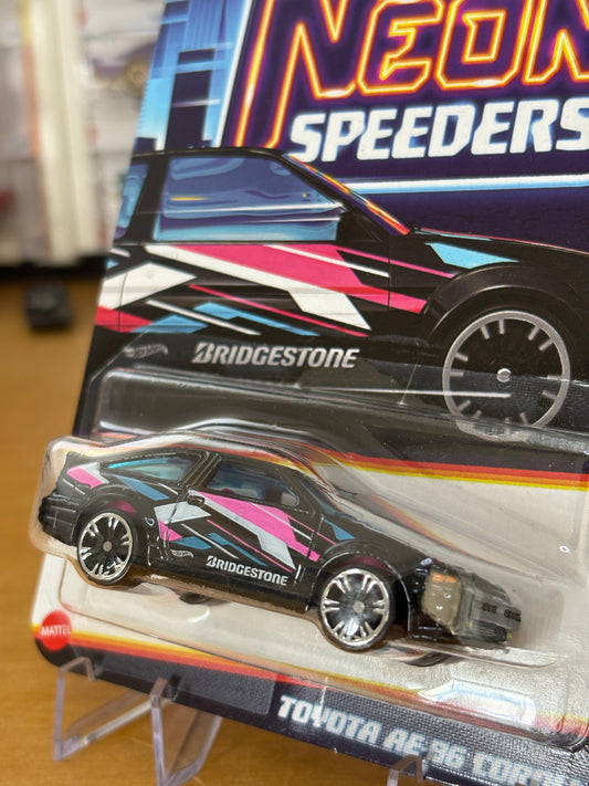 Hot Wheels Silver Series / Toyota AE-86 Corolla / 2025 Neon Speeders Mix 2 4/8