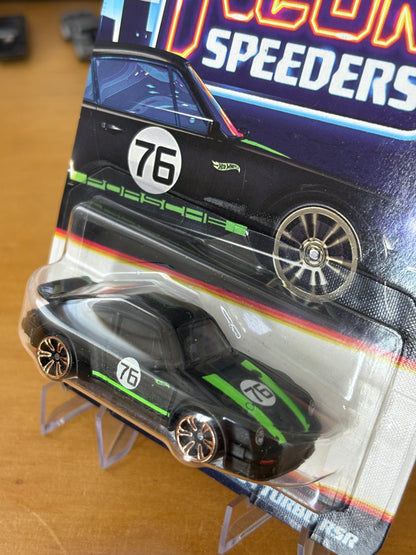 Hot Wheels Silver Series / Porsche 934 Turbo RSR / 2025 Neon Speeders Mix 2 6/8