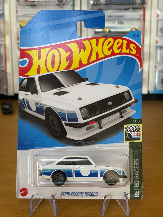 Hot Wheels Mainline / Ford Escort RS2000/ 2021 Retro Racers 1/10 WHITE