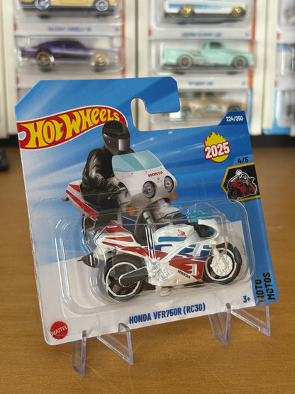 Hot Wheels Mainline / Honda VFR750R (RC30) / 2025 Moto 4/5 (Short Card)