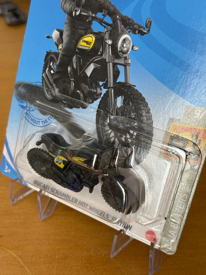 Hot Wheels Mainline / Ducati Scrambler Hot Wheels Edition / Baja Blazers 9/10