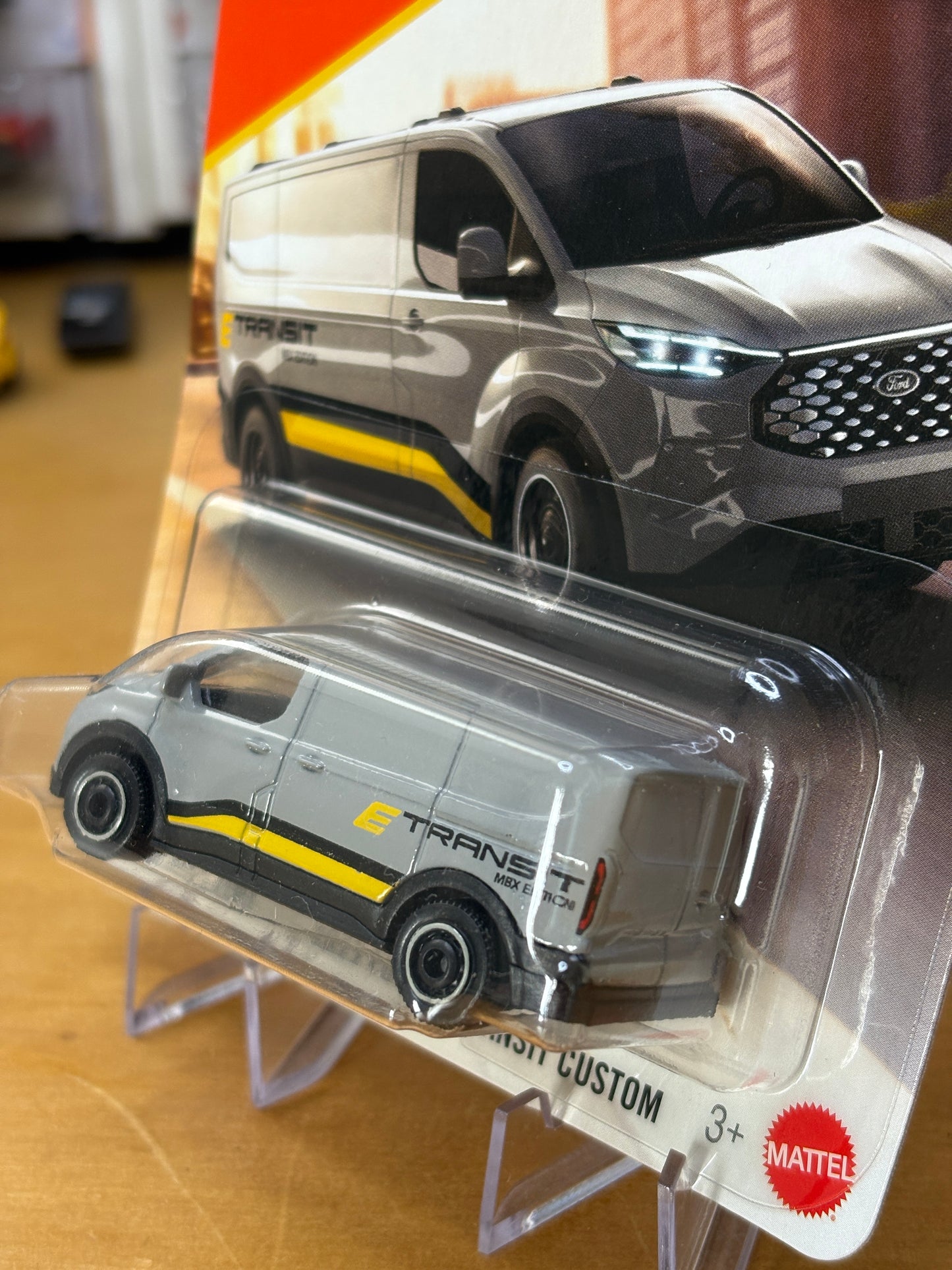 Matchbox Mainline / 2023 Ford E-Transit Custom / 2025 117/125