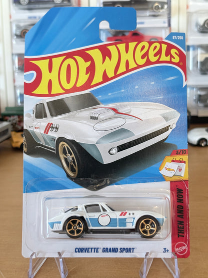Hot Wheels Corvette Grand Sport | 2026 Then and Now 3/10 Mainline