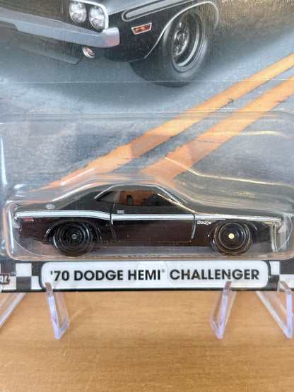 Hot Wheels '70 Dodge Hemi Challenger Boulevard #83 Premium Diecast