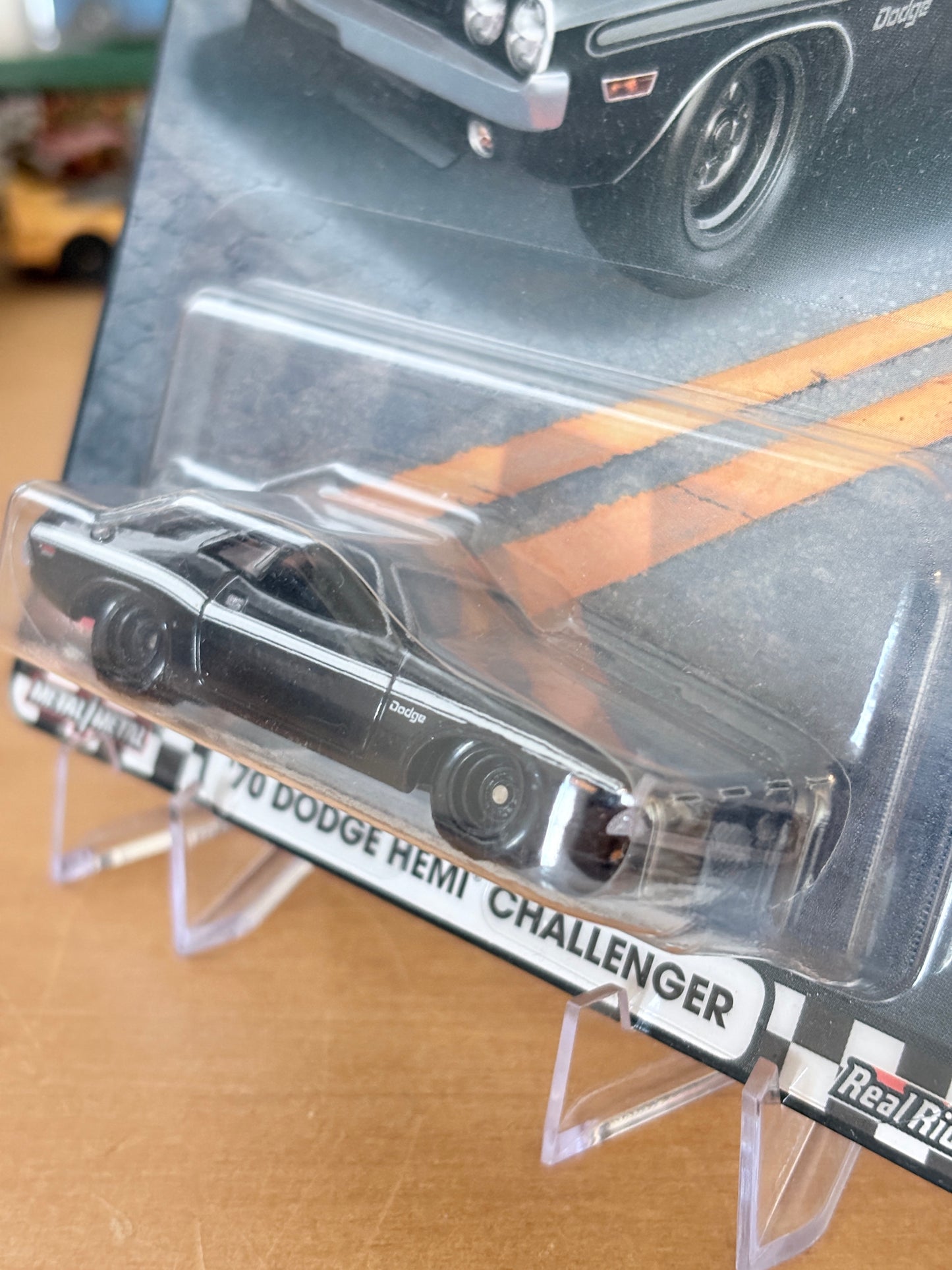 Hot Wheels '70 Dodge Hemi Challenger Boulevard #83 Premium Diecast