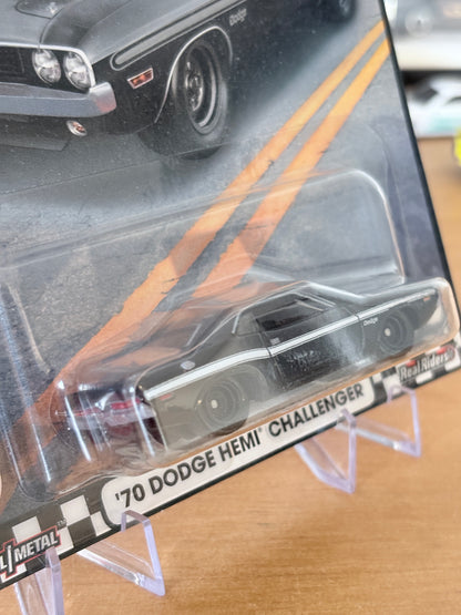 Hot Wheels '70 Dodge Hemi Challenger Boulevard #83 Premium Diecast