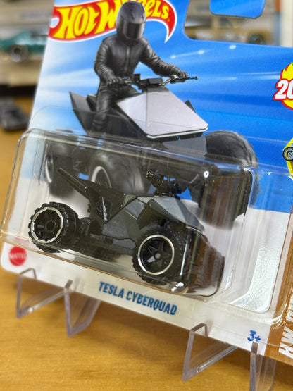 Hot Wheels Mainline / Tesla Cyberquad / 2025 HW Dirt 4/10 Short Card