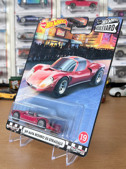 Hot Wheels '69 Alfa Romeo 33 Stredale Boulevard #19 Premium Diecast