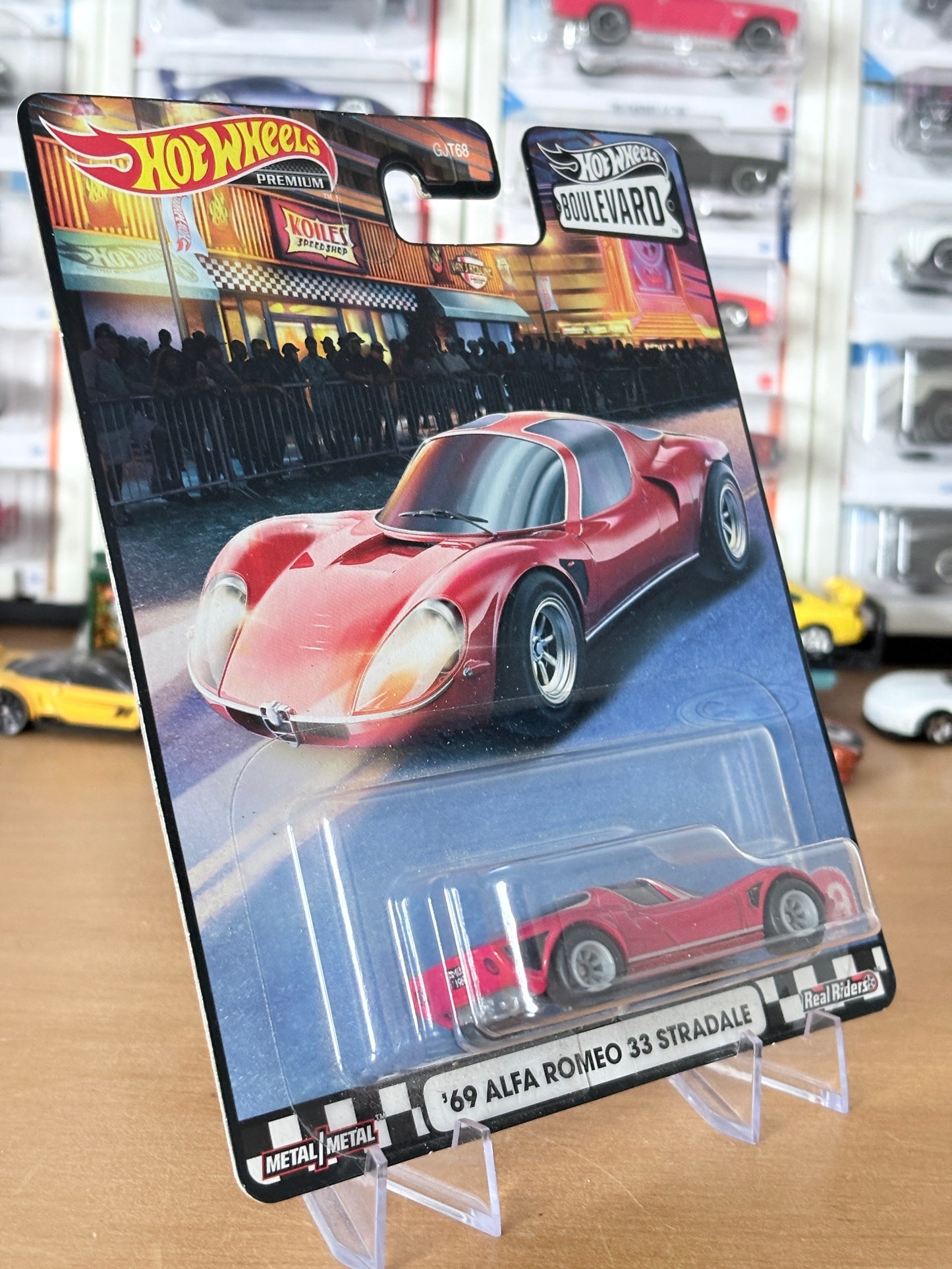 Hot Wheels '69 Alfa Romeo 33 Stredale Boulevard #19 Premium Diecast
