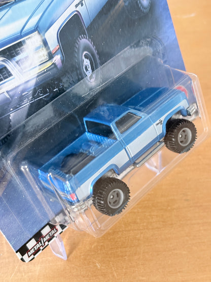 Hot Wheels '83 Chevy Silverado 4x4 Boulevard #5 Premium Diecast
