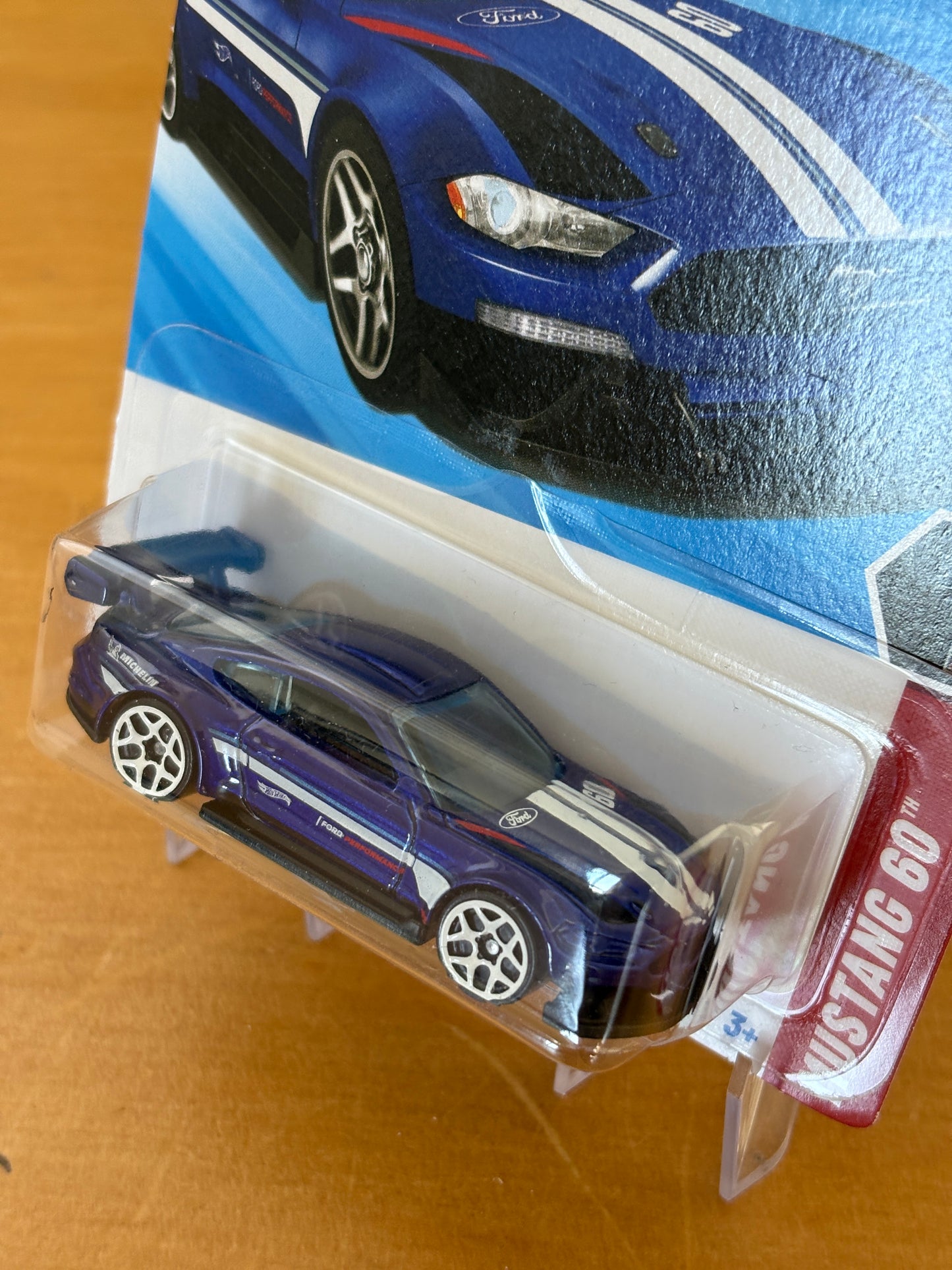 Hot Wheels Mainline / Custom '18 Ford Mustang GT / 2025 Mustang 60 5/5