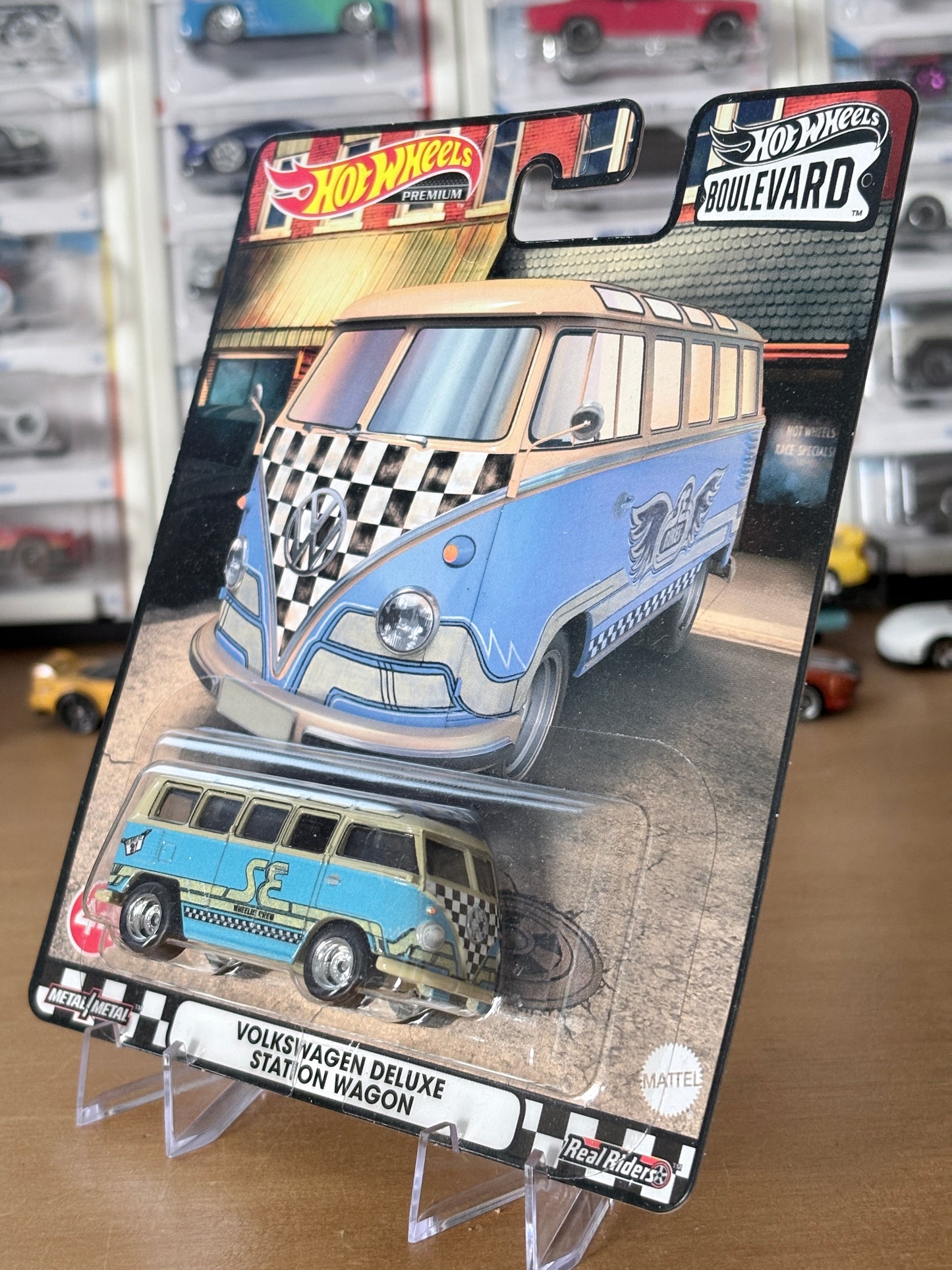 Hot Wheels Volkswagen Deluxe Station Wagon Boulevard #44 Premium Diecast