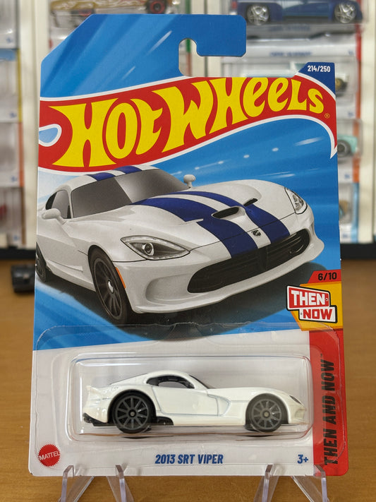 Hot Wheels Mainline / 2013 SRT Viper / 2025 Then and Now 6/10