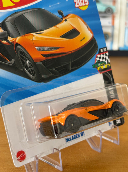 Hot Wheels Mainline / McLaren V1 / 2025 Race Day 6/10 (Short Card)