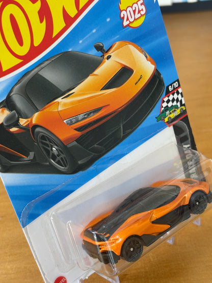 Hot Wheels Mainline / McLaren V1 / 2025 Race Day 6/10 (Short Card)