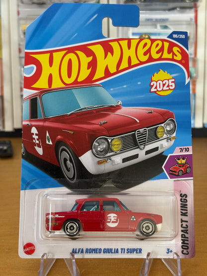 Hot Wheels Mainline / Alfa Romeo Giulia TI Super / 2025 Compact Kings 7/10